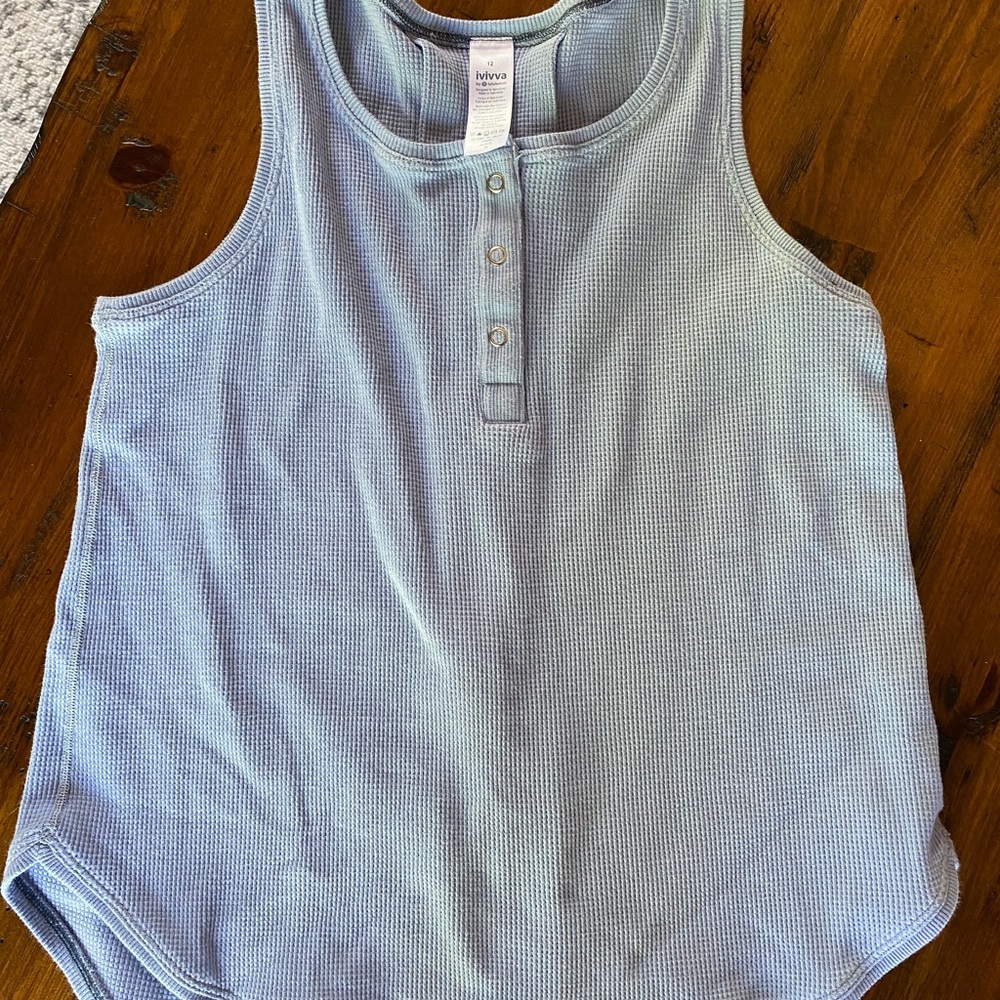 Ivivva Henley tank!